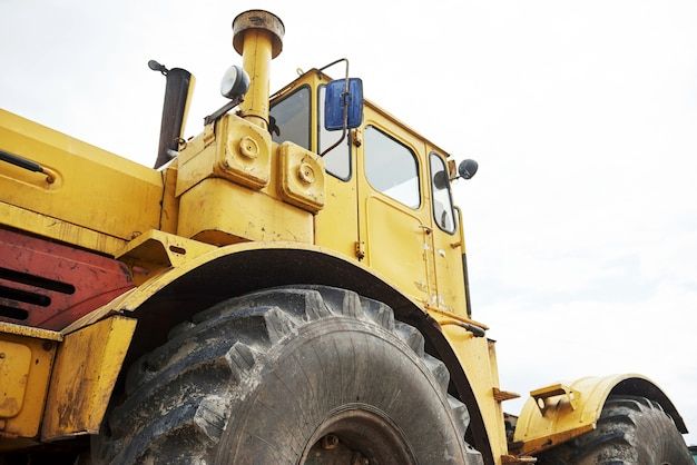Wheel loader · load out
